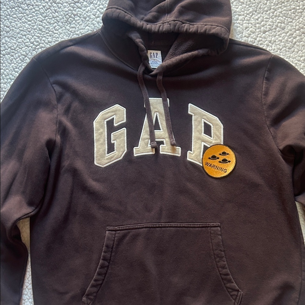 GAP Dark Brown Pullover Hoodie with Cream Logo - Picture 7 of 11